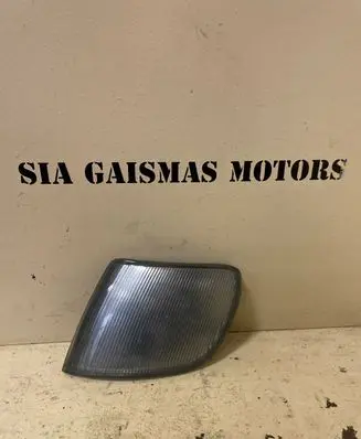 Volkswagen PASSAT B4 Front reflector 