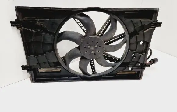 Skoda Octavia Mk3 (5E) Radiator cooling fan shroud 5Q0121205S 5Q0121207AG