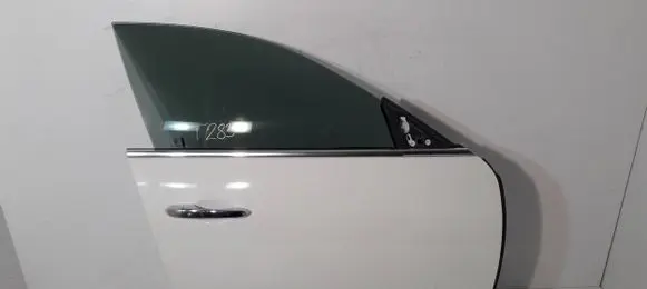 Maserati Ghibli Front door