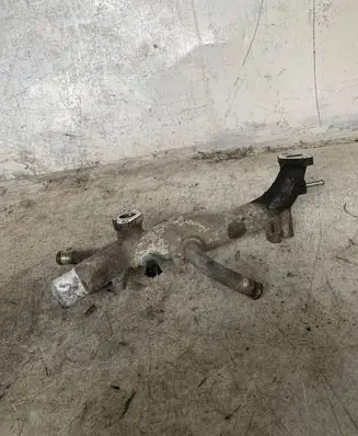 Nissan Quest Engine coolant pipe/hose