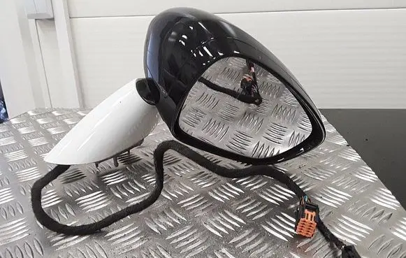 Peugeot RCZ Front door electric wing mirror e1021088