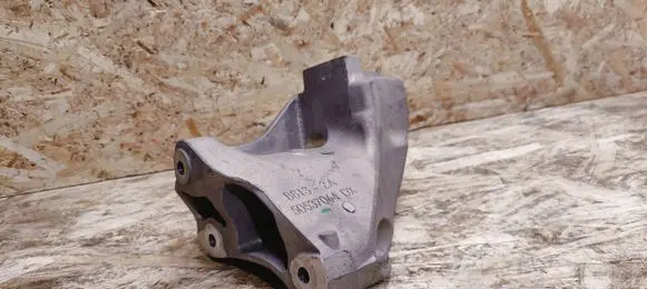 Alfa Romeo Giulia Engine mounting bracket 50537064