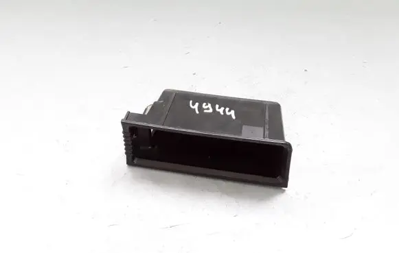 Volkswagen PASSAT B7 Ashtray (rear) 3C0863077 5417401 00020368