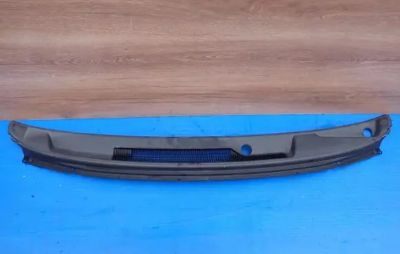 Wiper trim