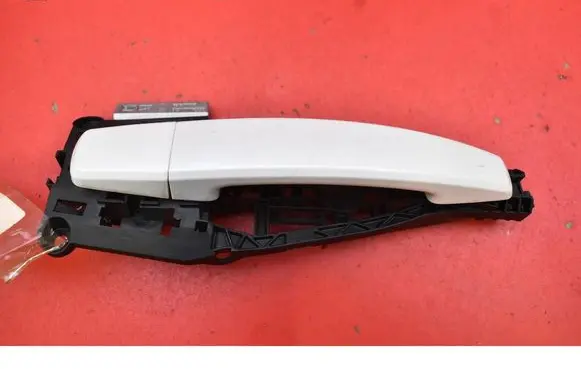 Opel Mokka Front door exterior handle 