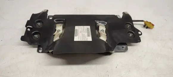 Knee airbag