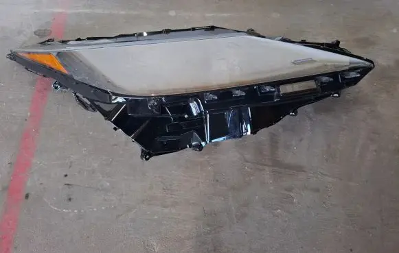 Lexus RX 450H Headlight lense 48215