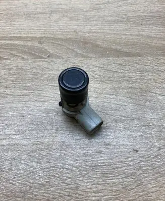 BMW 5 E60 E61 Rear parking sensor holder (PDC) 6940484