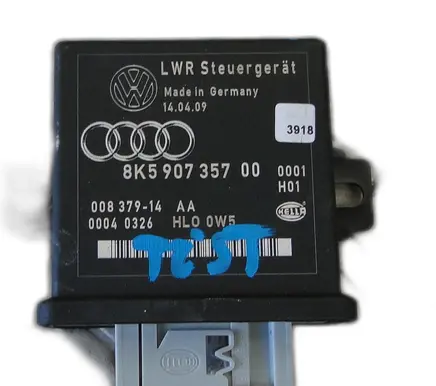 Audi A4 S4 B8 8K Light module LCM 8K5907357