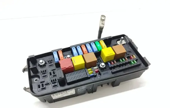 Opel Signum Fuse box set 13144711 00165542 519068027