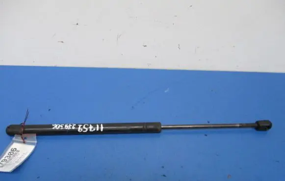 Opel Vectra A Shock absorber/damper mounting bracket 