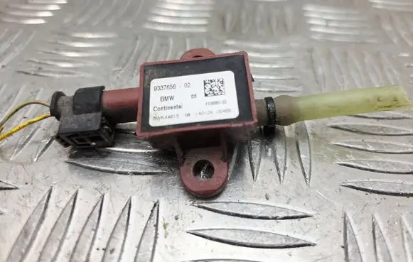 Mini One - Cooper F56 F55 Airbag deployment crash/impact sensor 9337656 5WK44815