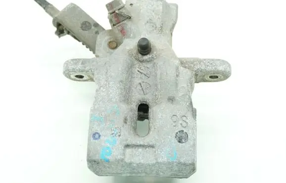 Suzuki SX4 S-Cross Rear brake caliper