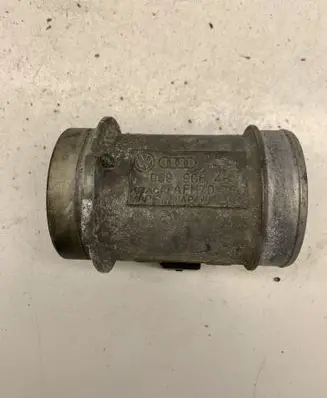 Audi A6 S6 C5 4B Mass air flow meter 059906461D AFH7025C