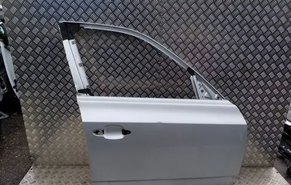 BMW X3 E83 Front door