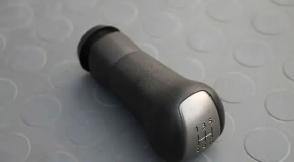 Nissan Tiida C11 Gear shifter/selector