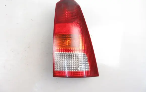 Ford Focus Rear/tail lights XS4X13N004EC