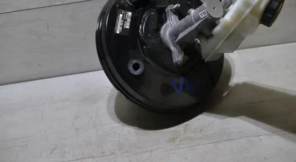 Volvo V40 Brake booster 31362927