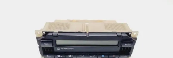 Volkswagen PASSAT B5 Climate control unit 3B1907044B