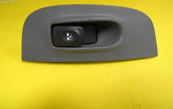 Renault Megane I Electric window control switch 429998K 7700429071