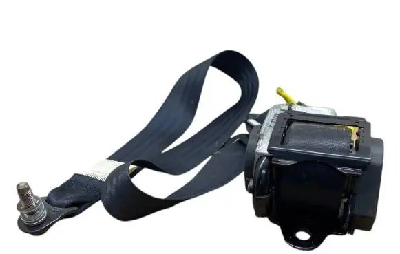 Mitsubishi ASX Front seatbelt 6176496