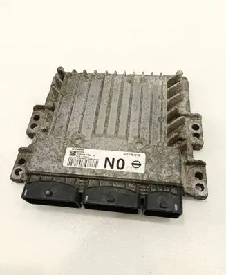 Nissan Juke I F15 Engine control unit/module 23710BJ91B S180067168A