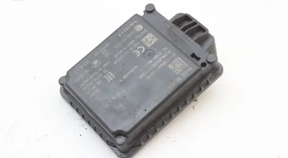 Tesla Model 3 Distronic sensor radar 110864700D