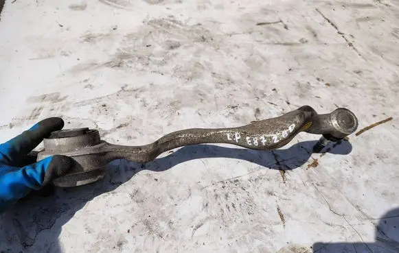 BMW 1 E81 E87 Front lower control arm/wishbone 