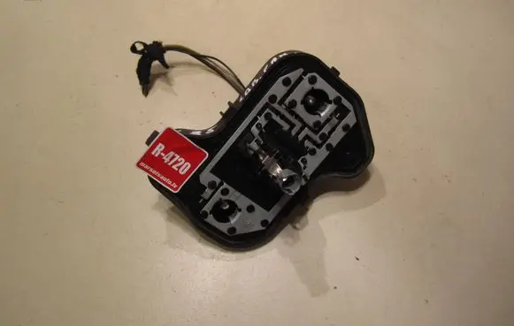 Volkswagen Golf V Tail light bulb cover holder 1K6945258