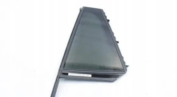 BMW X5 G05 Rear vent window glass 7482161