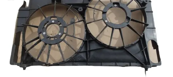 Toyota RAV 4 (XA40) Radiator cooling fan shroud 422750-7113