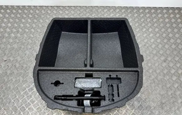Renault Arkana Tool box 997502208R