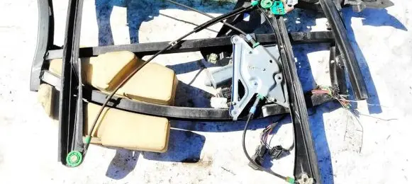 Audi A4 S4 B5 8D Sliding door window regulator with motor