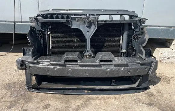 Volkswagen Tiguan Radiator support slam panel