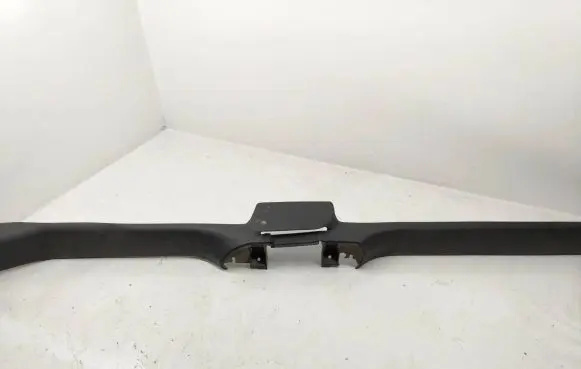 Volkswagen Golf IV Front sill trim cover 1J4853372