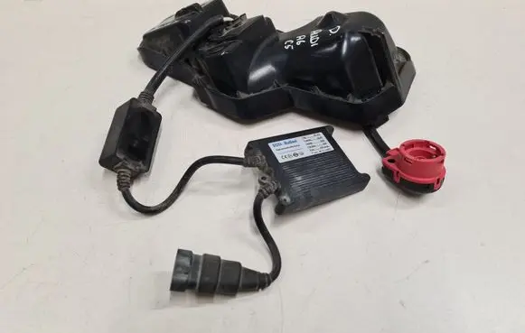Audi A6 S6 C5 4B Headlight ballast module Xenon 15381400