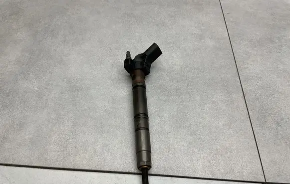 Audi A7 S7 4G Fuel injector 059130277CD