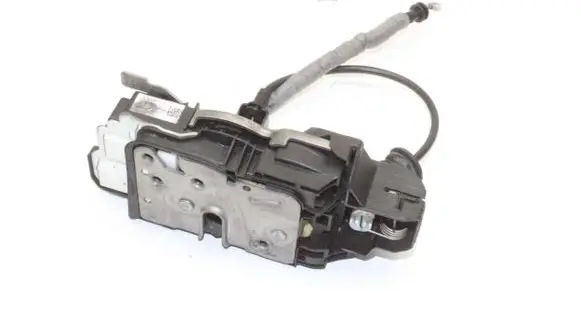 Volvo XC40 Front door lock 31462456