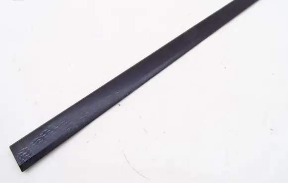Opel Zafira B Front door trim (molding) 13137772