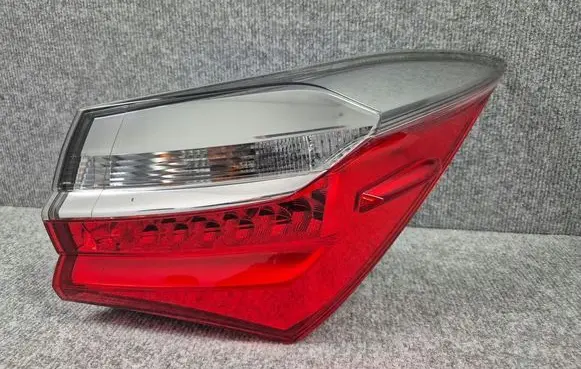 Toyota Corolla E160 E170 Rear/tail lights set 