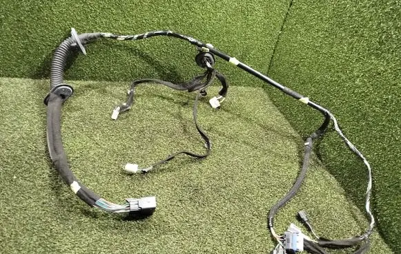 Renault Trafic III (X82) Other wiring loom 242106643R