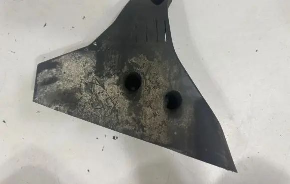 BMW X2 F39 Rear underbody cover/under tray 6858413