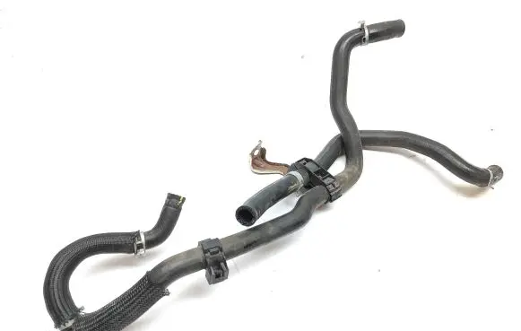 Toyota C-HR I Engine coolant pipe/hose