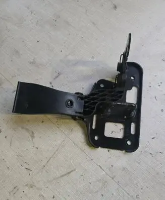 Audi A4 S4 B8 8K Engine bonnet/hood lock/latch loop/hook 8T0823480