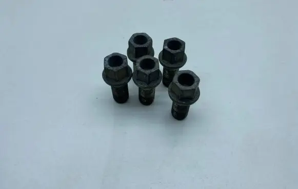 Nuts/bolts