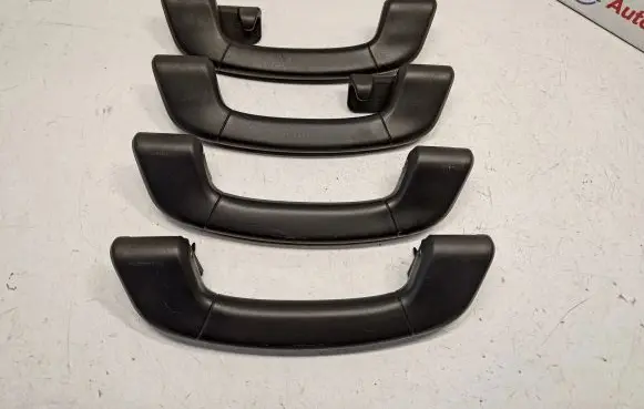 BMW 7 F01 F02 F03 F04 A set of handles for the ceiling 51167903777 51167903778 51167903773