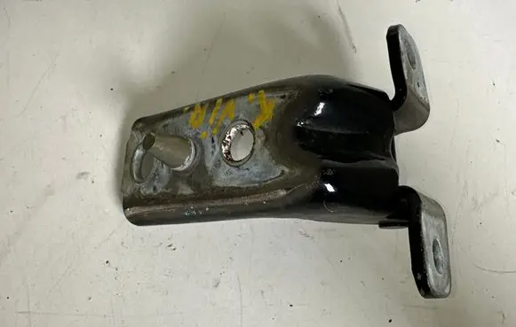 Ford Mustang V Front door upper hinge