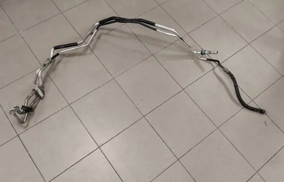 Audi A8 S8 D2 4D Air conditioning (A/C) pipe/hose