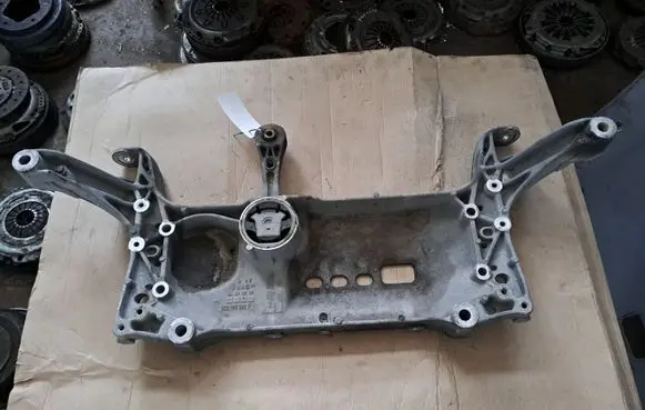 Volkswagen PASSAT B6 Front subframe 3C0199369F