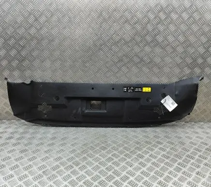 Land Rover Defender Radiator trim L8B28A100A L8B28A100AD
